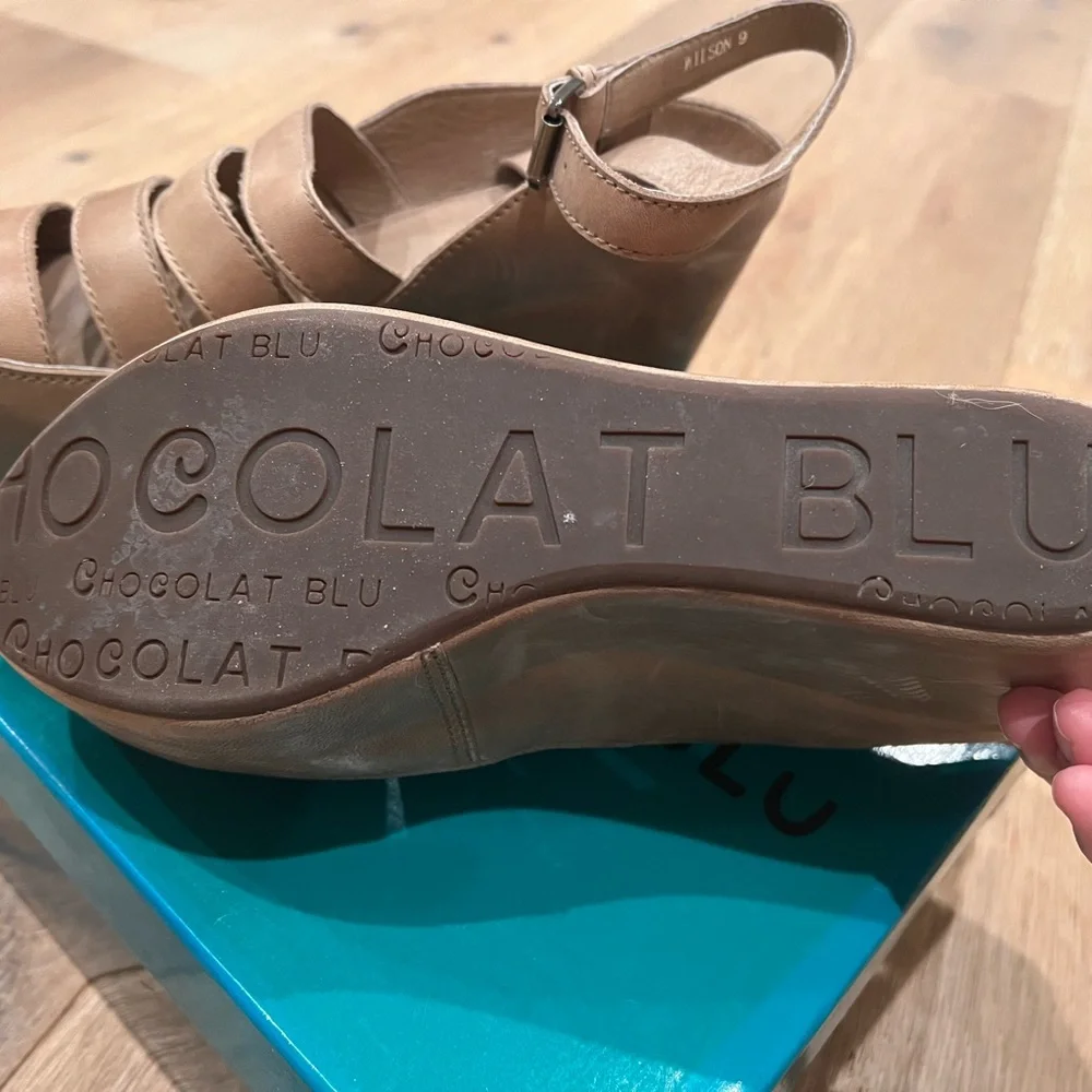 Chocolat Blu Tan Wedge Sandals - Picture 4 of 7